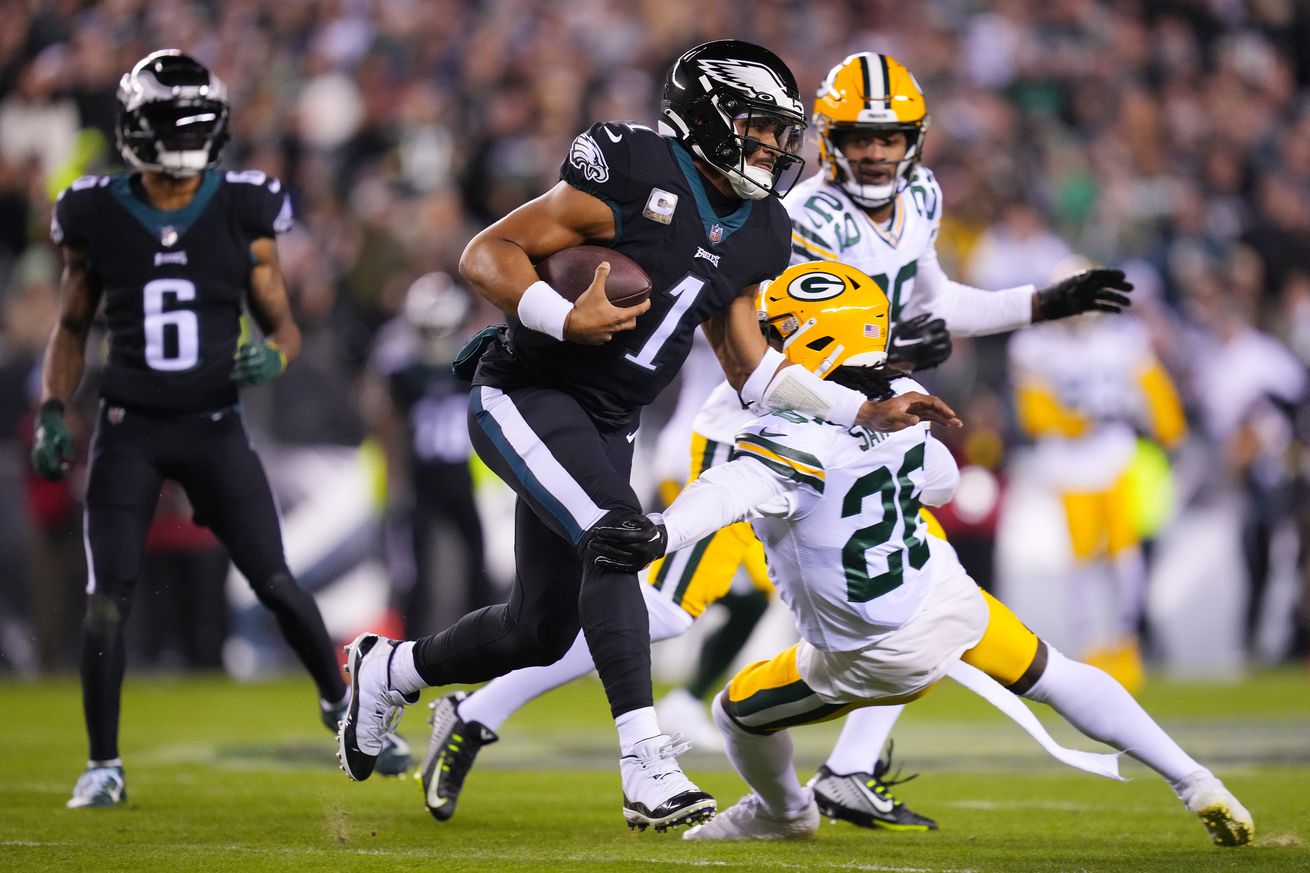 Friday Night Football odds, picks and live discussion: Packers vs Eagles