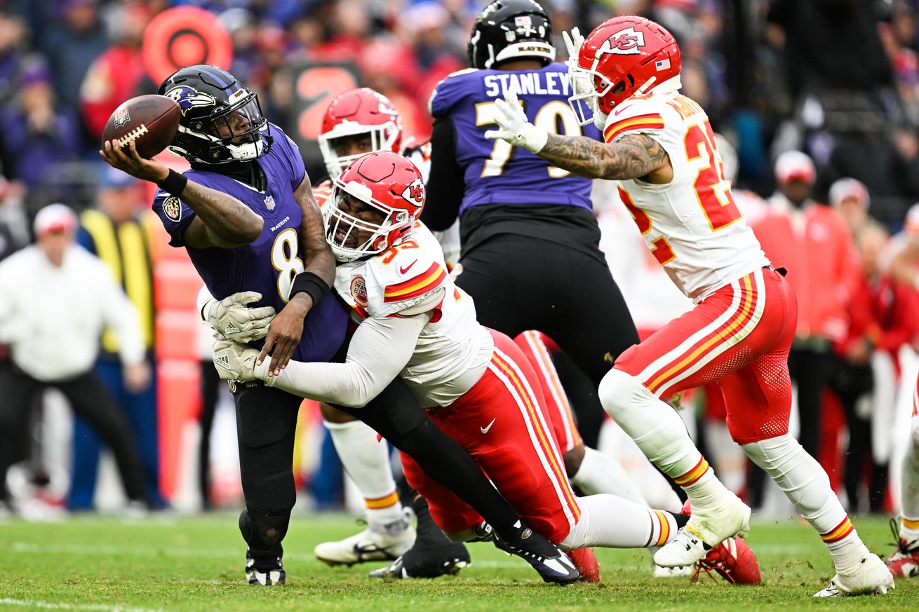 Thursday Night Football odds, picks and live discussion: Ravens at Chiefs