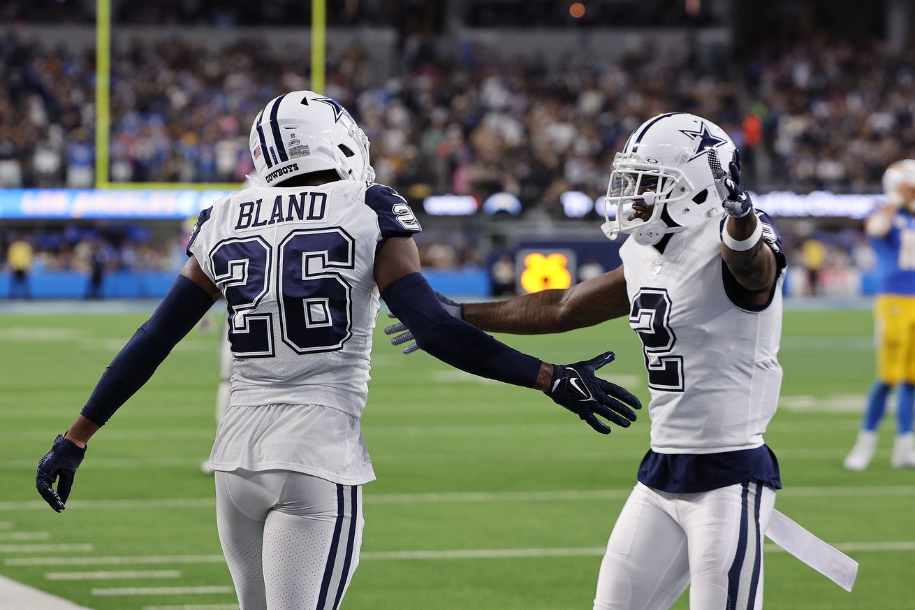 Cowboys injuries: Jourdan Lewis, DaRon Bland ruled out; CeeDee Lamb questionable