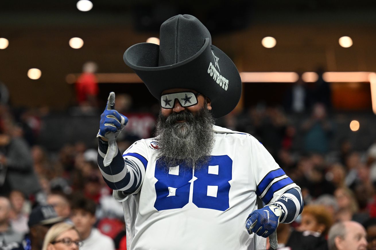 Cowboys fans expect 1 or 2 more wins on the season