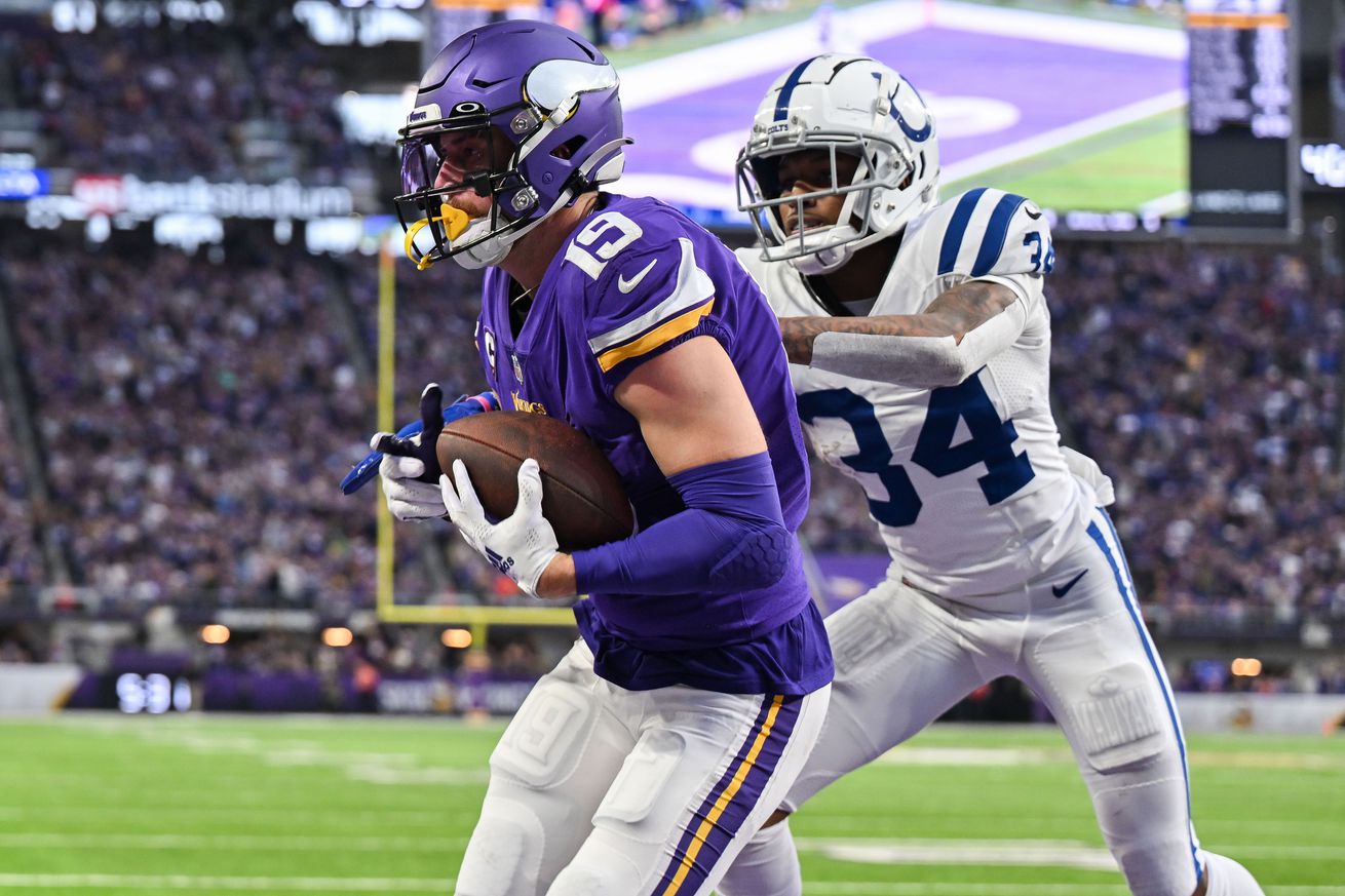 Sunday Night Football odds, pick and live discussion: Colts at Vikings