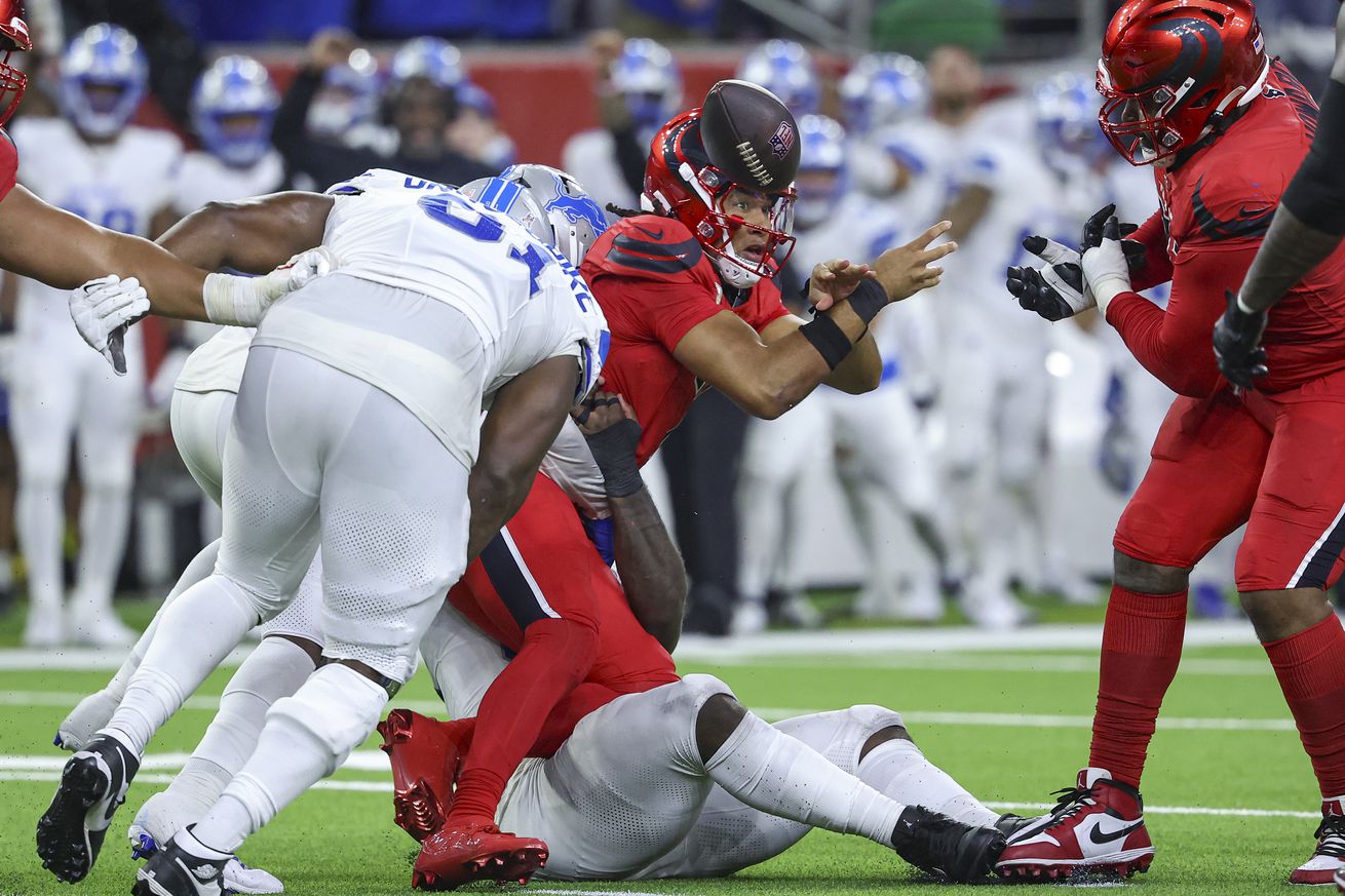 Cowboys vs Texans: Both teams are coming off home losses in Week 10