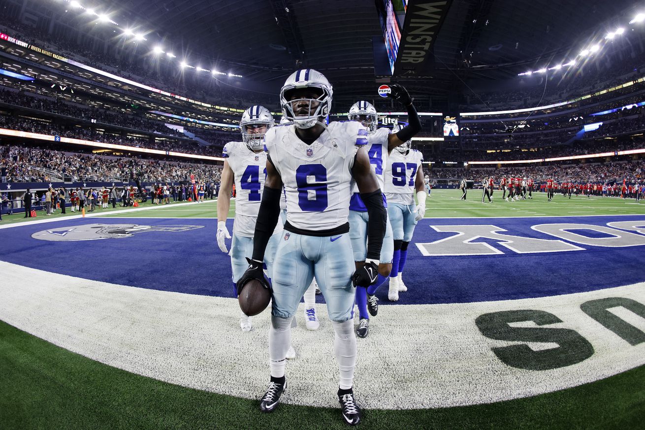 Despite being eliminated from playoffs, the Cowboys played with heart on Sunday night