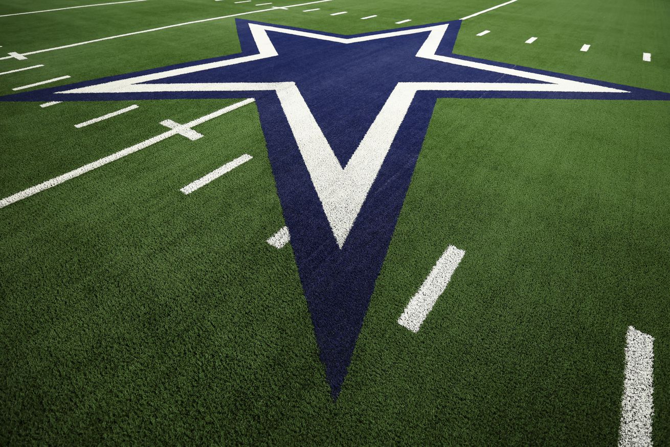 Cowboys roster moves: Dallas waives four players to get down to 90-man roster Cowboys roster moves: Dallas waives four players to get down to 90-man roster