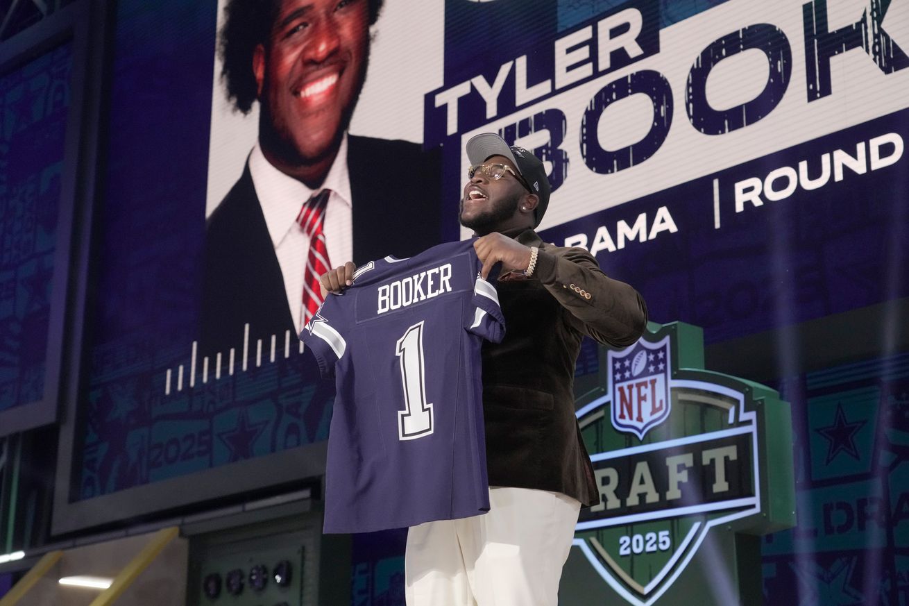 Cowboys draft: Recapping Day 1 and previewing biggest remaining roster needs Cowboys draft: Recapping Day 1 and previewing biggest remaining roster needs