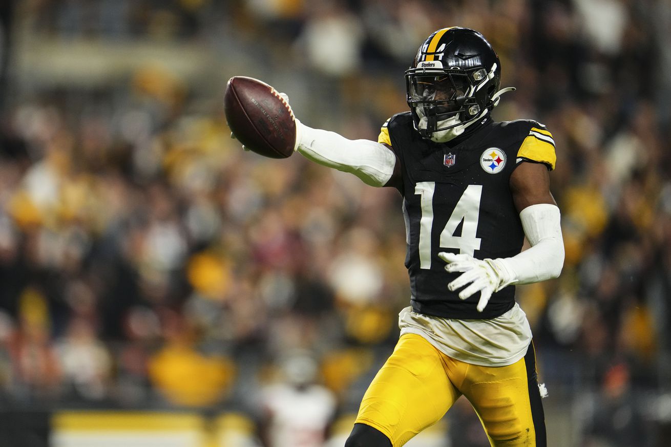 Why the Cowboys should seriously consider giving George Pickens an extension now Why the Cowboys should seriously consider giving George Pickens an extension now