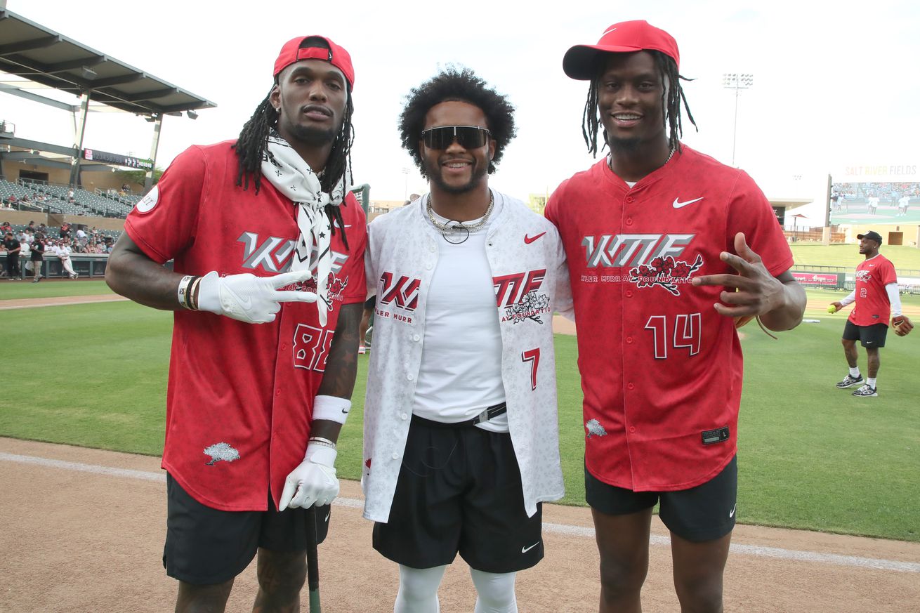 Multiple receivers with 1,000 yards is a rare thing in Cowboys franchise history Multiple receivers with 1,000 yards is a rare thing in Cowboys franchise history