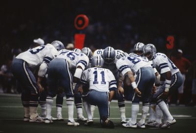 Cowboys v Broncos