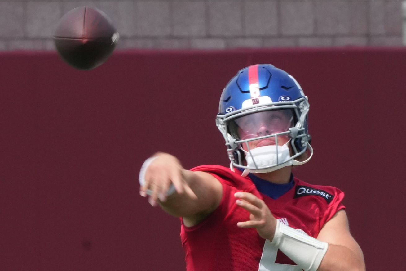 NFC East news: Jaxson Dart displaying leadership in New York