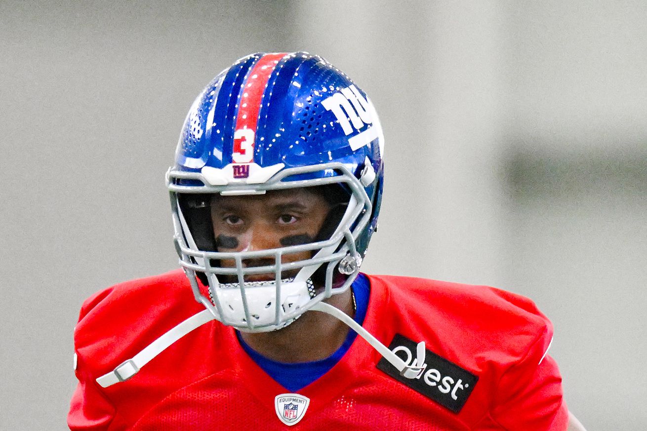 NFC East news: Giants need the QB question to be solved NFC East news: Giants need the QB question to be solved